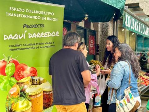 "Cousas do Campo" está dando a coñecer o mercado labrego semanal "Daquí darredor"