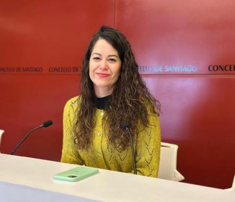 A concelleira de Dereitos e Servizos Sociais, Promoción Económica e Xuventude, María Rozas, lembrou que “en Compostela vimos facendo unha aposta clara por políticas municipais que fomenten a economía social